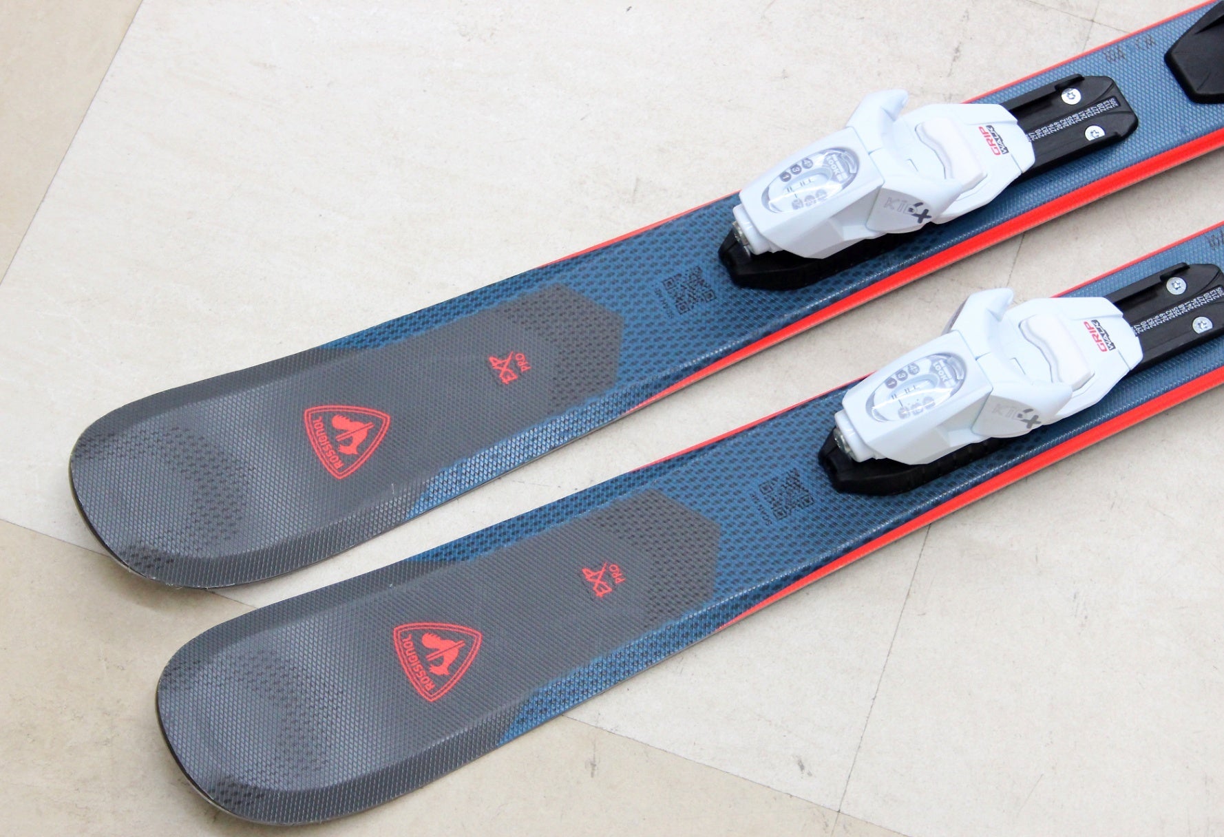 ROSSIGNOL(ロシニョール) ジュニアスキー板 Experience Pro Kids 104cm - 安心保証・業界最安値の販売 福助