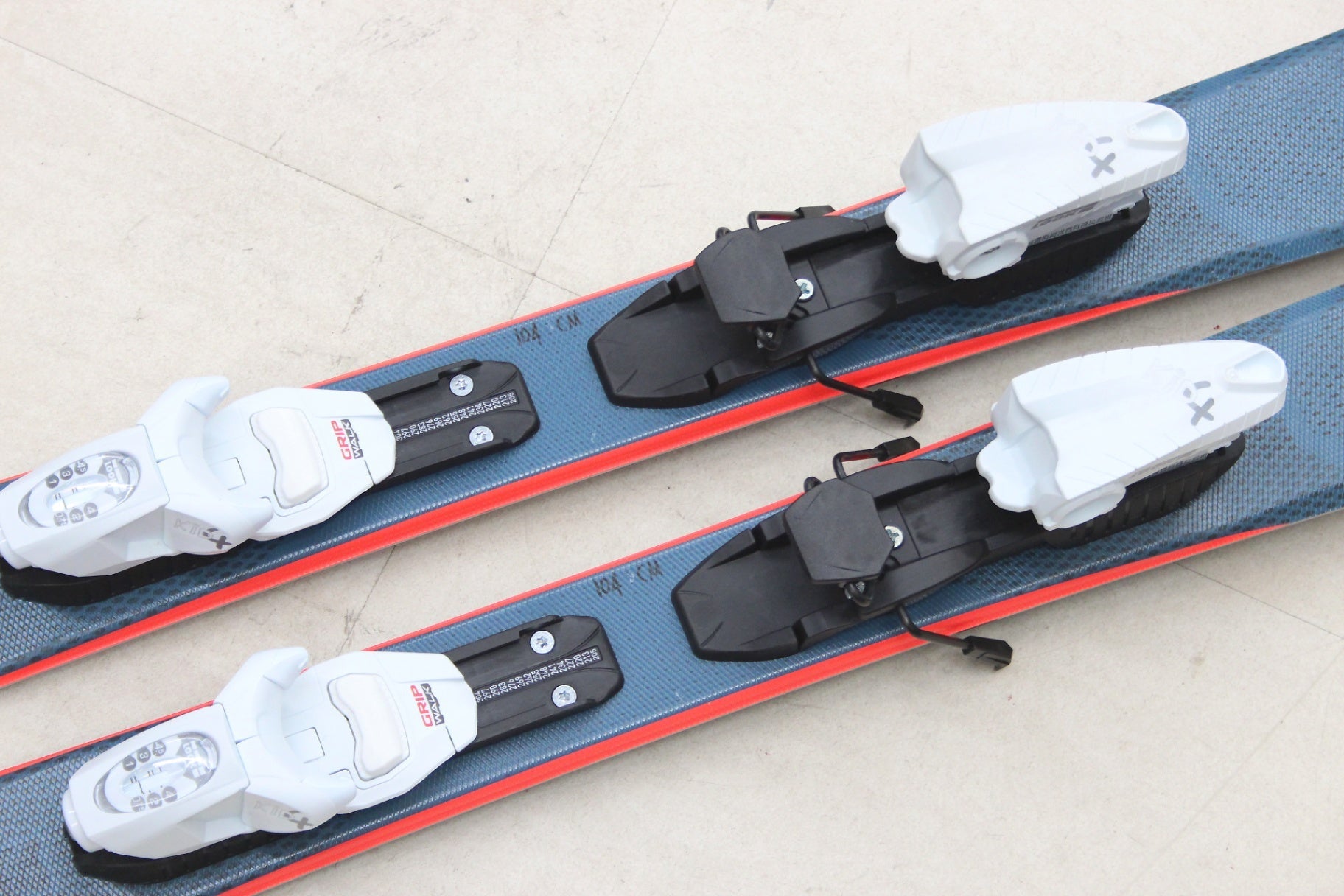 ROSSIGNOL(ロシニョール) ジュニアスキー板 Experience Pro Kids 104cm - 安心保証・業界最安値の販売 福助