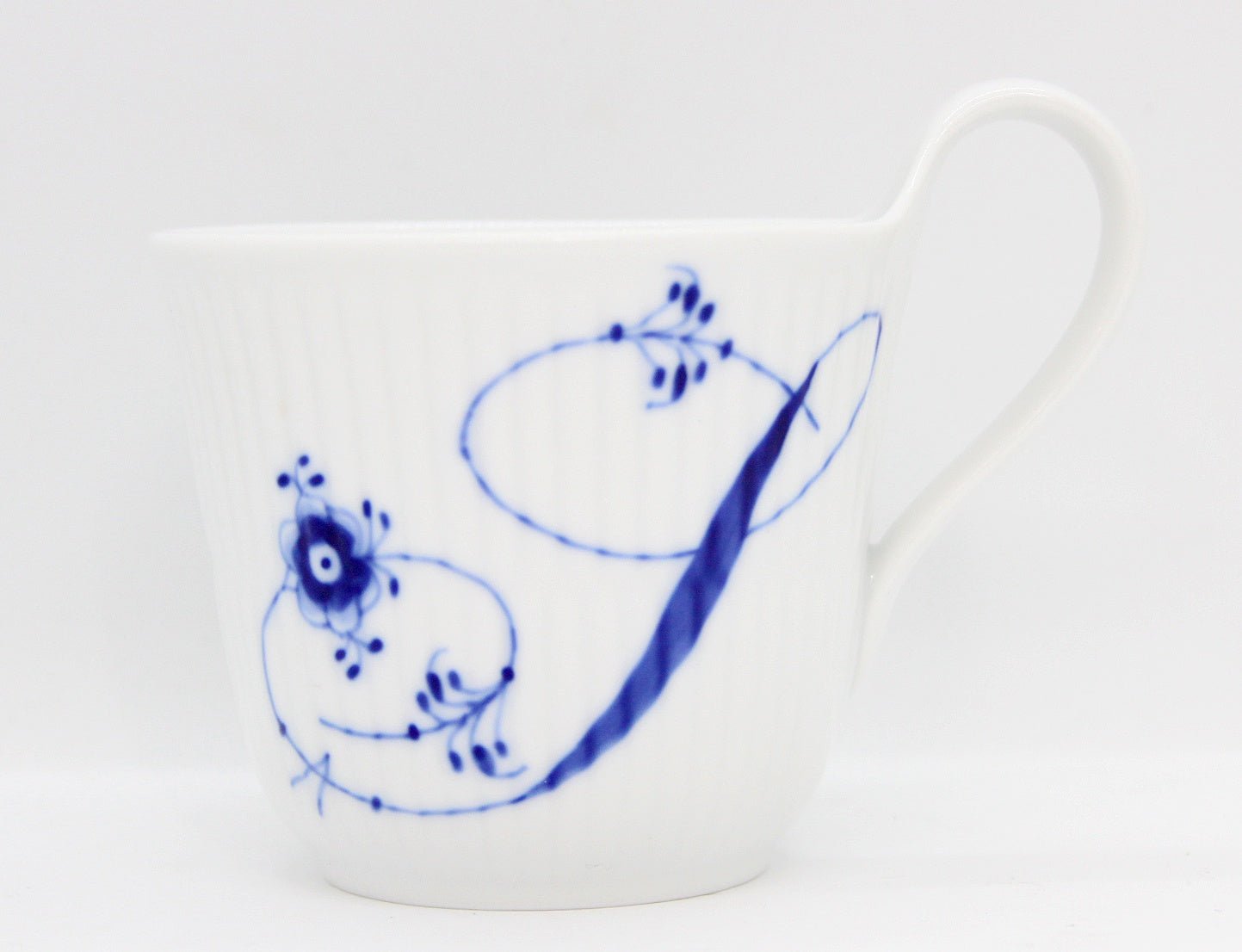 ROYAL COPENHAGEN(ロイヤルコペンハーゲン) ブルーフルーテッド アルファベット S マグカップ - 安心保証・業界最安値の販売 福助