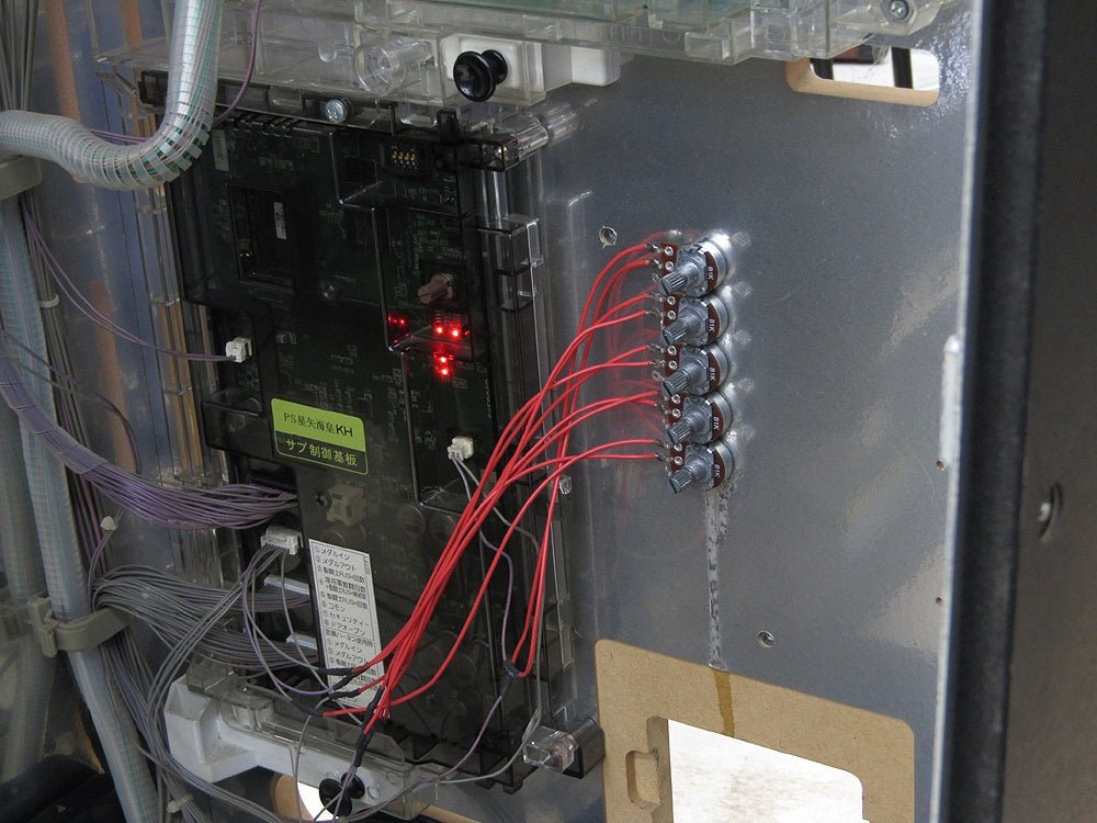 パチスロ実機 SANYO/三洋 聖闘士星矢 海皇覚醒 コイン不要機搭載 100V対応 Vol調節有 5号機 - 安心保証・業界最安値の販売 福助
