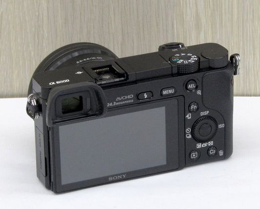 SONY ソニー ミラーレス一眼 α6000 パワーズームレンズキット E PZ 16-50mm F3.5-5.6 OSS ブラック ILCE-6000L B - 電動工具・楽器・ブランド・住設家電も総合リユース｜リサイクルショップ福助