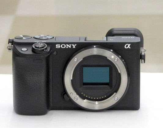 SONY ソニー ILCE-6400L B ミラーレス一眼カメラ α6400 パワーズームレンズキット ブラック Eマウント - 電動工具・楽器・ブランド・住設家電も総合リユース｜リサイクルショップ福助