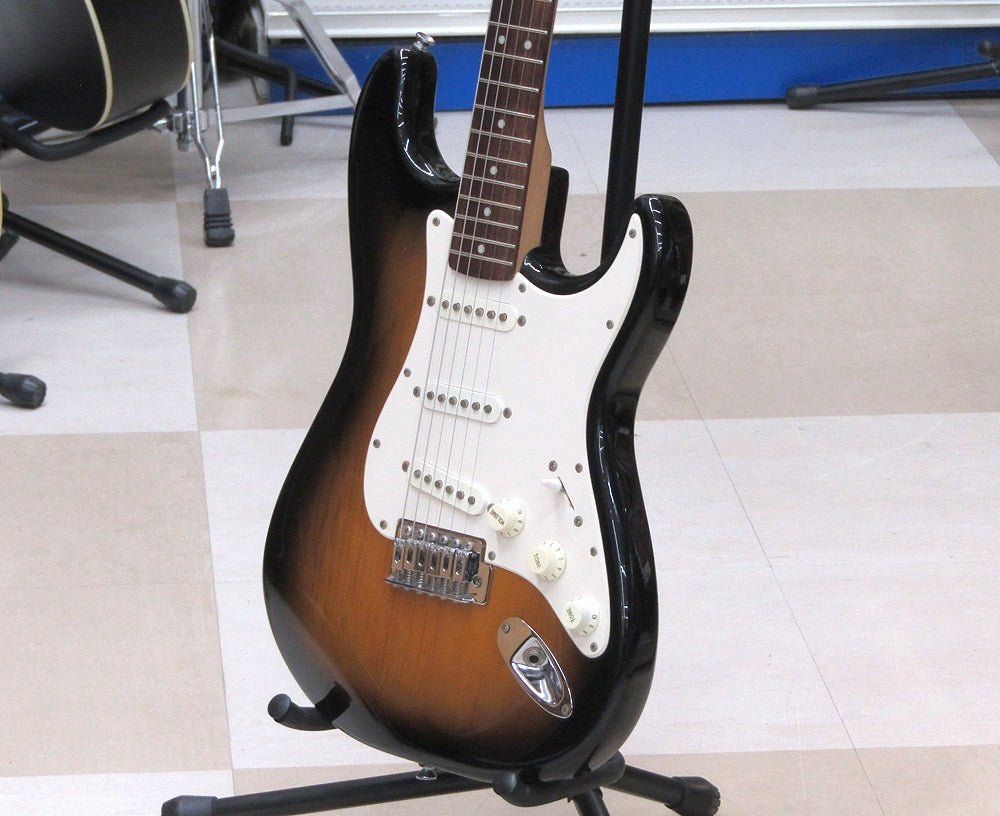 Squier by Fender エレキギター Bullet Strat スクワイヤー/フェンダー - 安心保証・業界最安値の販売 福助