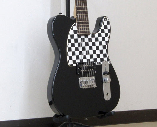 Squier by Fender スクワイア エレキギター Telecaster Avril Lavigne Signatured BLK アヴリルラヴィーンモデル テレキャスター - 電動工具・楽器・ブランド・住設家電も総合リユース｜リサイクルショップ福助