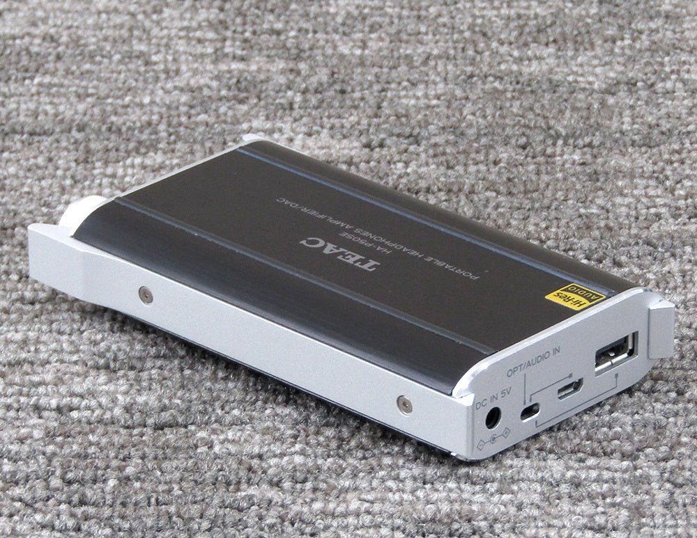 TEAC ティアック DAC搭載ポータブルヘッドフォンアンプ HA-P50SE-B ハイレゾ音源対応 ヘッドホンアンプ - 電動工具・楽器・ブランド・住設家電も総合リユース｜リサイクルショップ福助