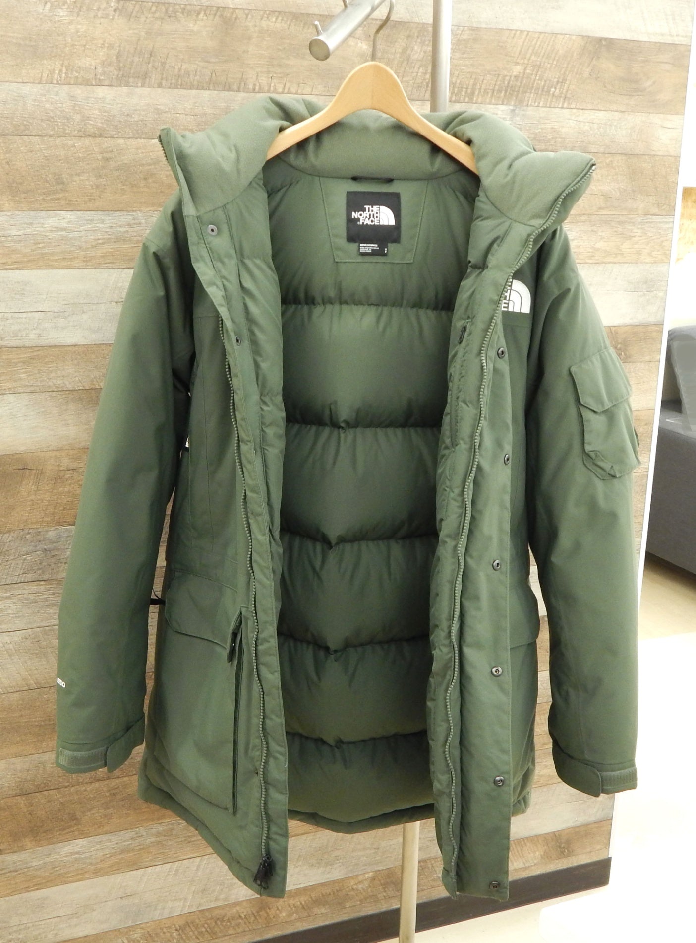 THE NORTH FACE ザ・ノース・フェイス RECYCLED MCMURDO ダウンジャケット ND52215Z サイズS グリーン - 安心保証・業界最安値の販売 福助