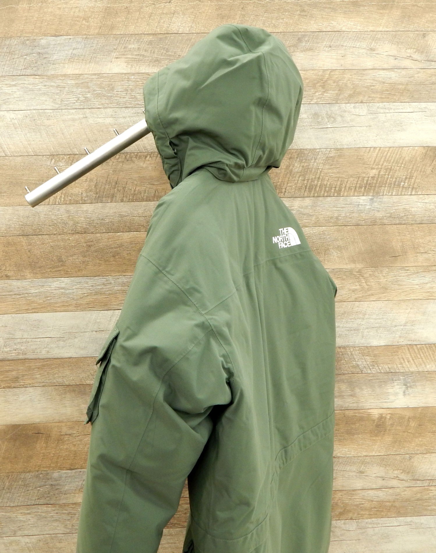 THE NORTH FACE ザ・ノース・フェイス RECYCLED MCMURDO ダウンジャケット ND52215Z サイズS グリーン - 安心保証・業界最安値の販売 福助