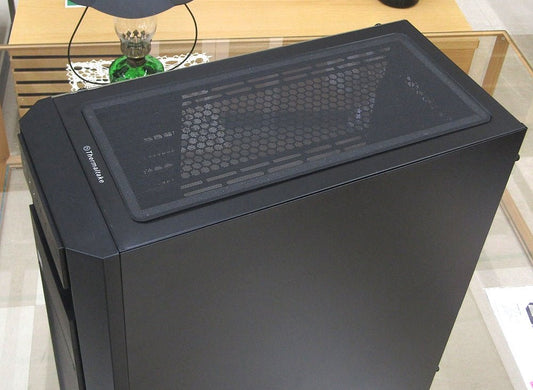 Thermaltake PCケース パソコンタワーケース - 安心保証・業界最安値の販売 福助