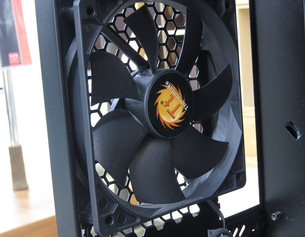 Thermaltake PCケース パソコンタワーケース - 安心保証・業界最安値の販売 福助