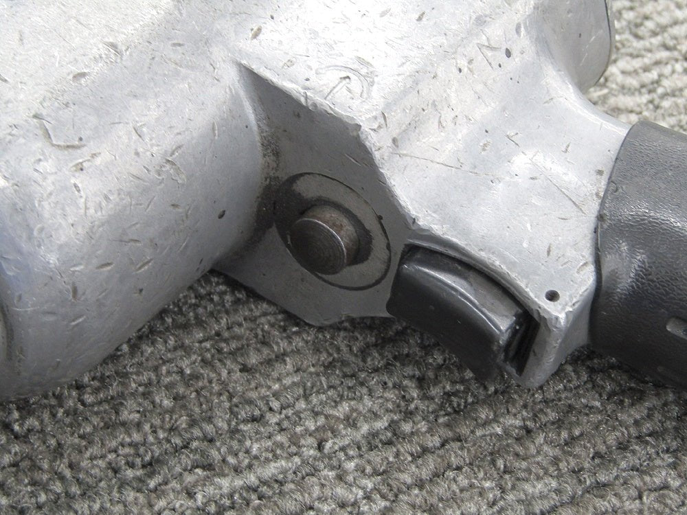 TOKU 東空販売 エアインパクトレンチ 12.7mm(1/2インチ) MI - 165H - 電動工具・楽器・ブランド・住設家電も総合リユース｜リサイクルショップ福助