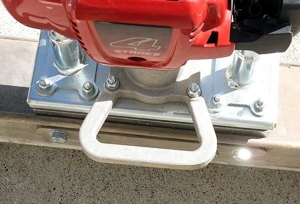 札幌市限定販売 Wacker Neuson/ワッカーノイソン ウェットスクリード P35A エンジン始動OK (Honda GX35内蔵) 1.6馬力 - 安心保証・業界最安値の販売 福助