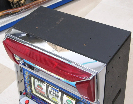 パチスロ実機 山佐 シーマスターX 4号機 コイン機 100V電源対応/ボリュームつまみ1ヵ所搭載 - 電動工具・楽器・ブランド・住設家電も総合リユース｜リサイクルショップ福助