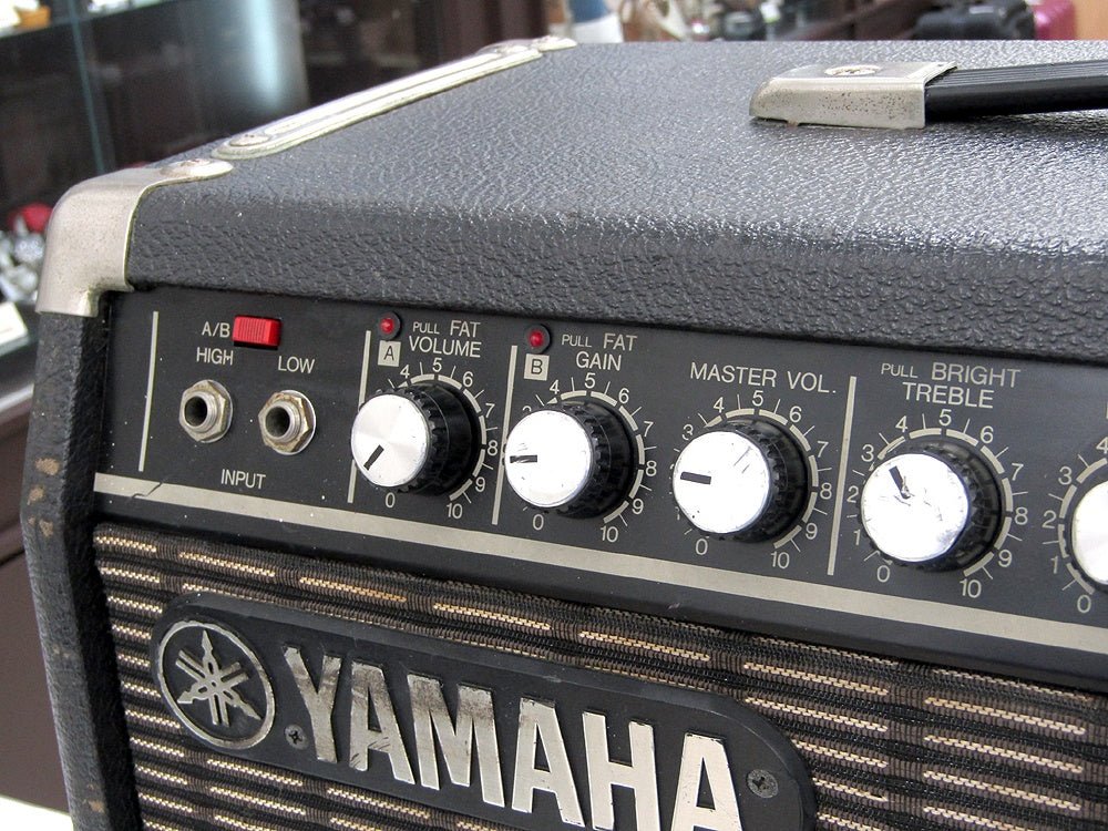 YAMAHA ヤマハ ギターアンプ F100 - 112 100W出力 12インチスピーカー 2チャンネル仕様 リバーブ搭載 - 電動工具・楽器・ブランド・住設家電も総合リユース｜リサイクルショップ福助