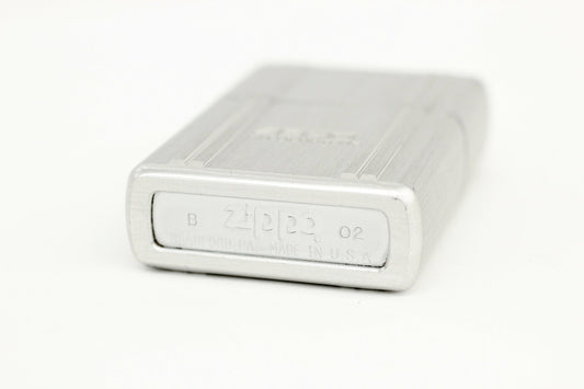 ZERO HALLIBURTON(ゼロハリバートン) zippo ジッポー オイルライター 02年製 - 電動工具・楽器・ブランド・住設家電も総合リユース｜リサイクルショップ福助